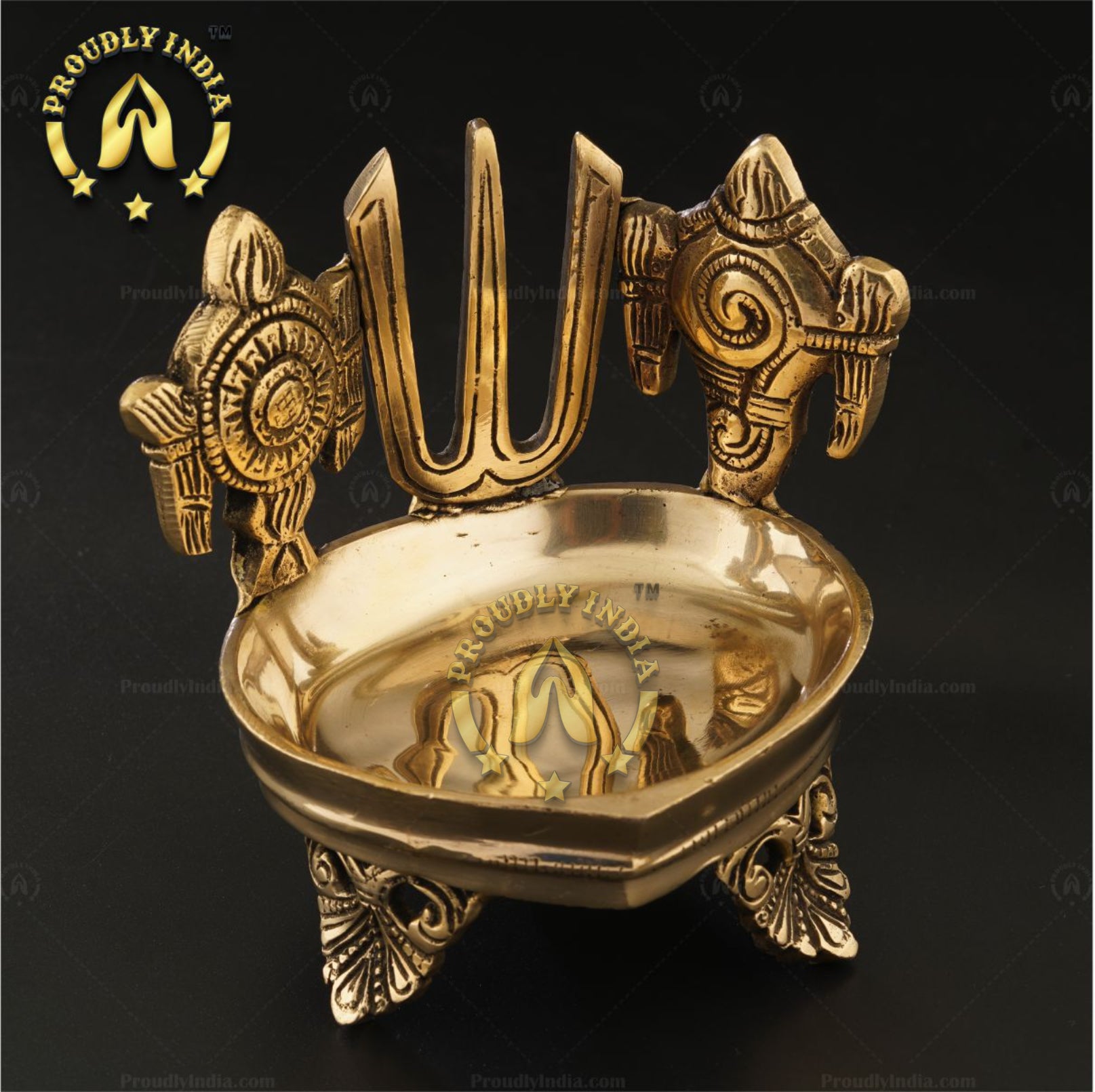 Traditional Brass Handmade Shankhu Chakra Namam diya.