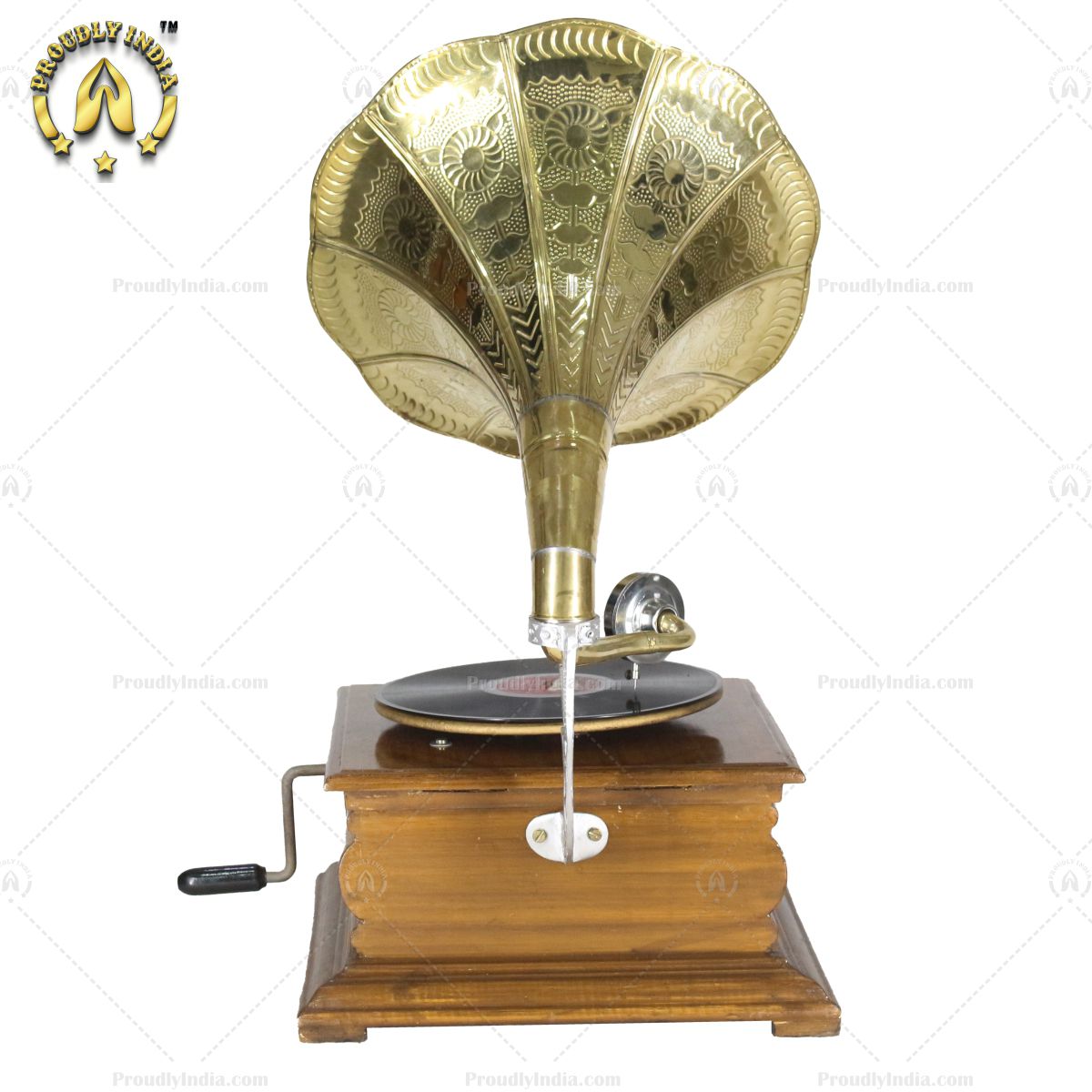 Retro Style Stepped Gramophone Polished Wood Base With Horn