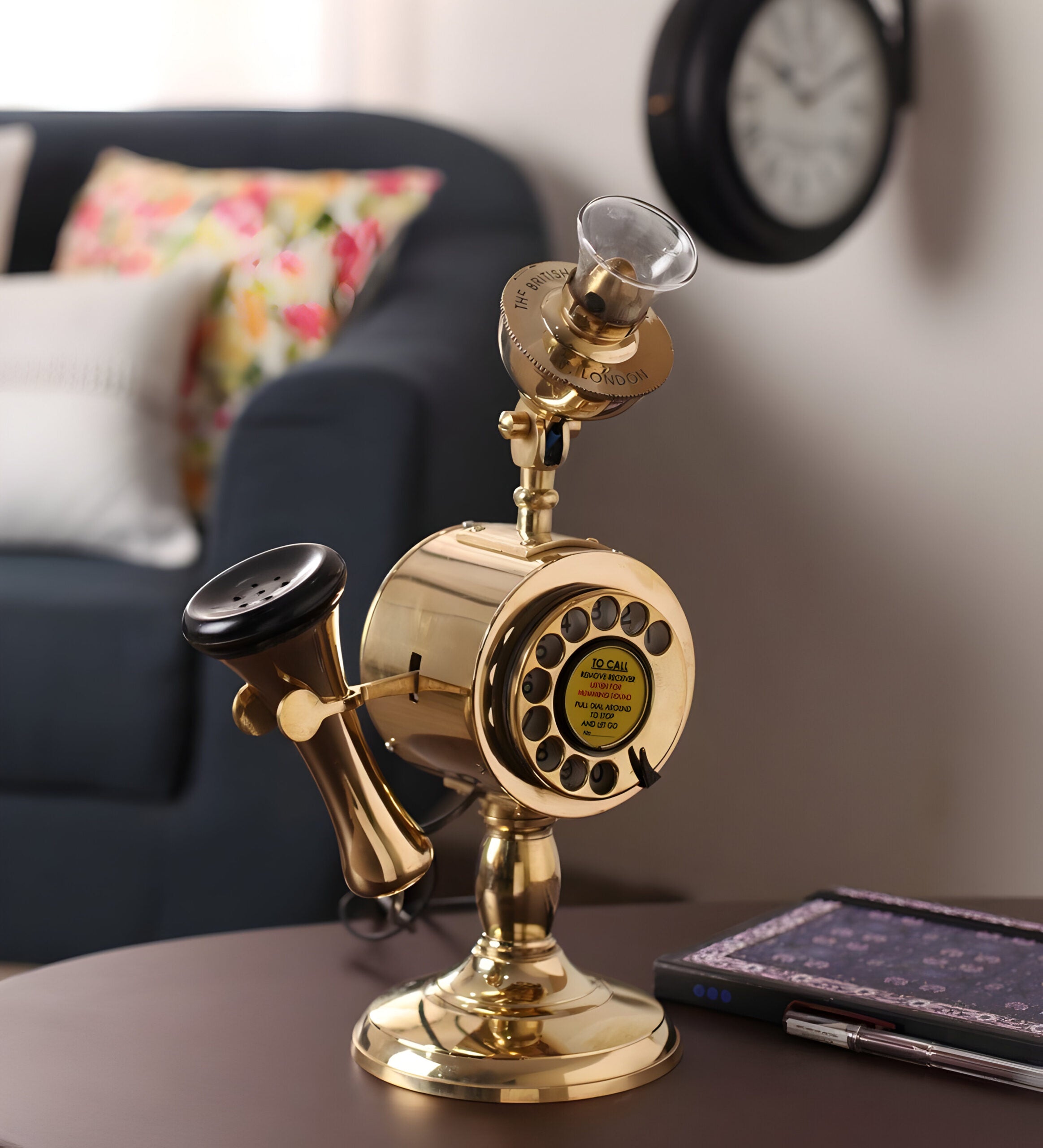 Gold Metal Antique Brass Rhombus Candle Stick Telephone