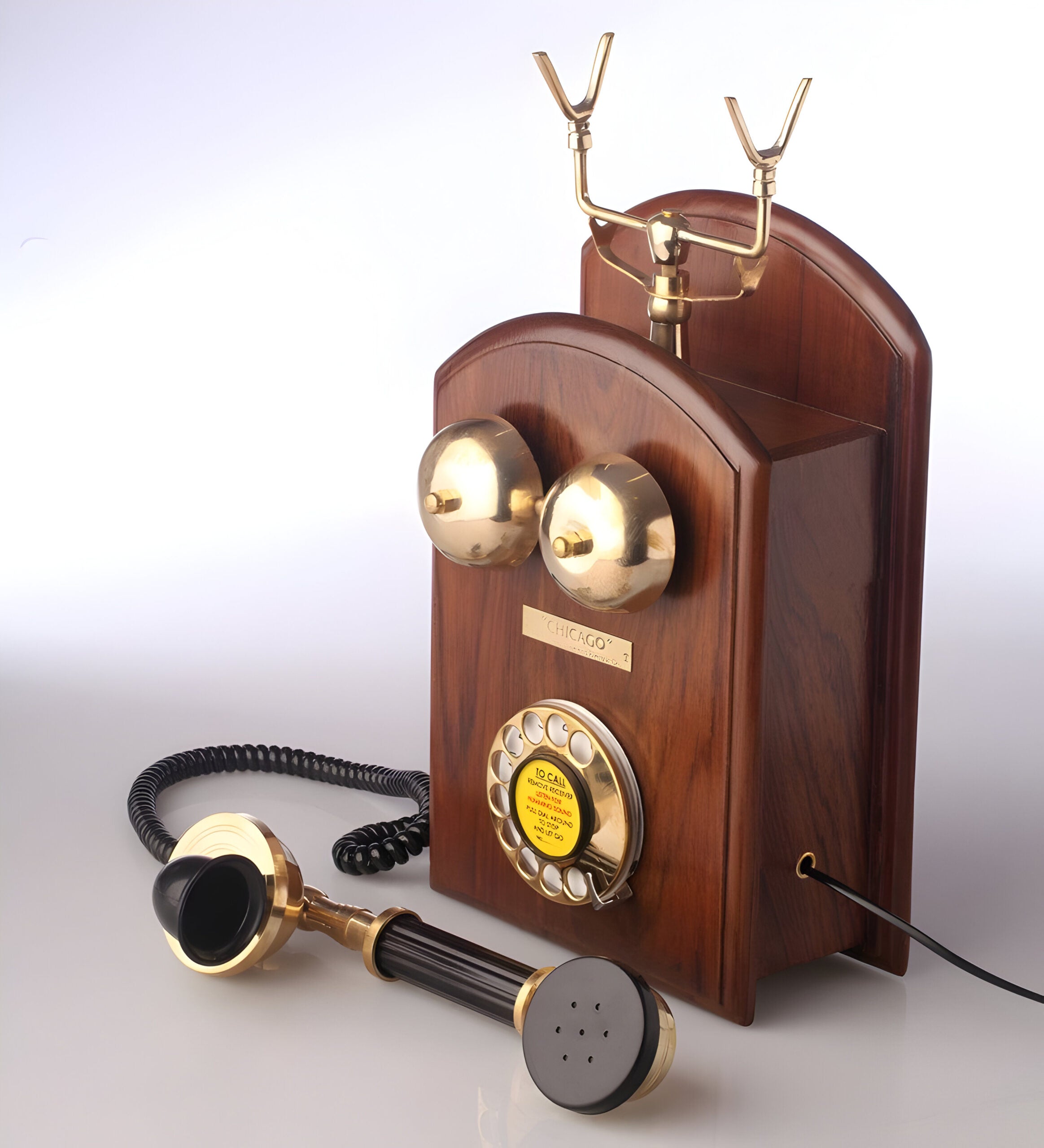 Wall Mounted Retro Box Telephone
