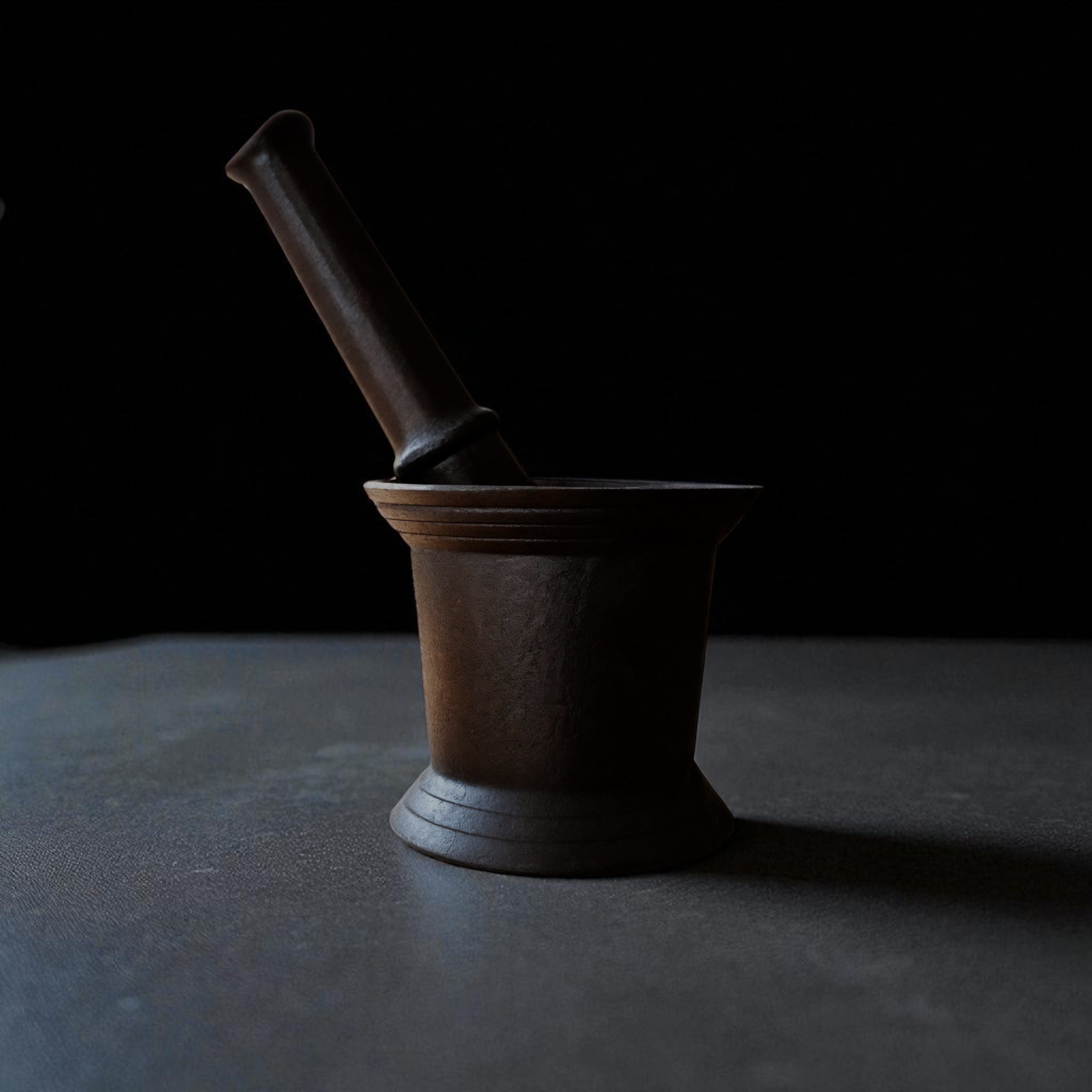 Heavy Duty Spice Grinder Premium Cast Iron Mortar and Pestle