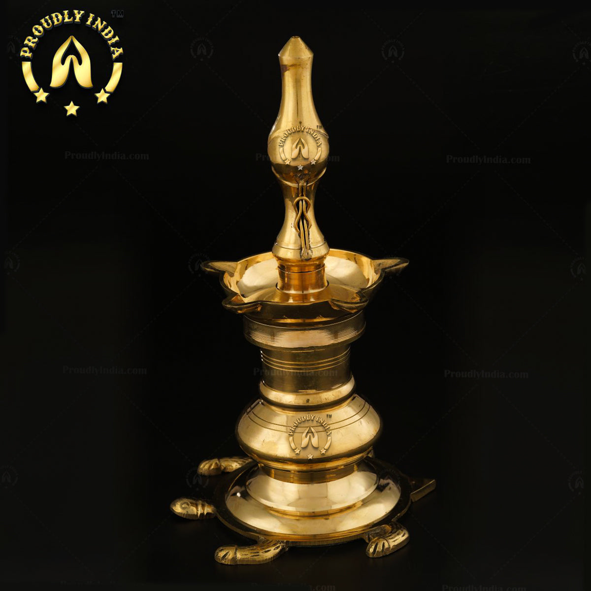 Traditional Indian Lamp with strong Vasthu Science, Vastu Vilakku sacred Lamp