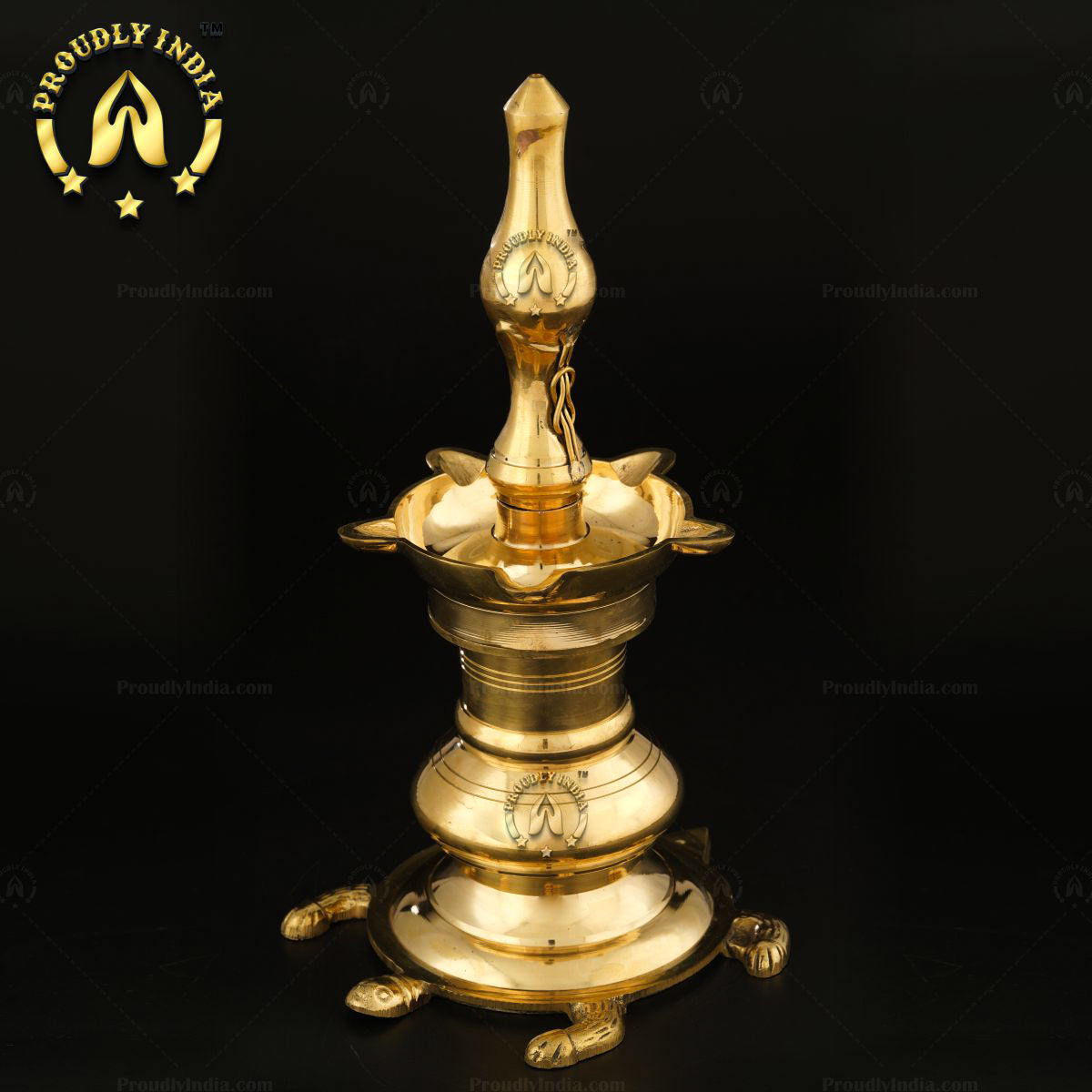 Traditional Indian Lamp with strong Vasthu Science, Vastu Vilakku sacred Lamp