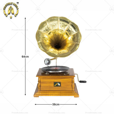 Retro Music Player Gramophone Oak Finish With Horn