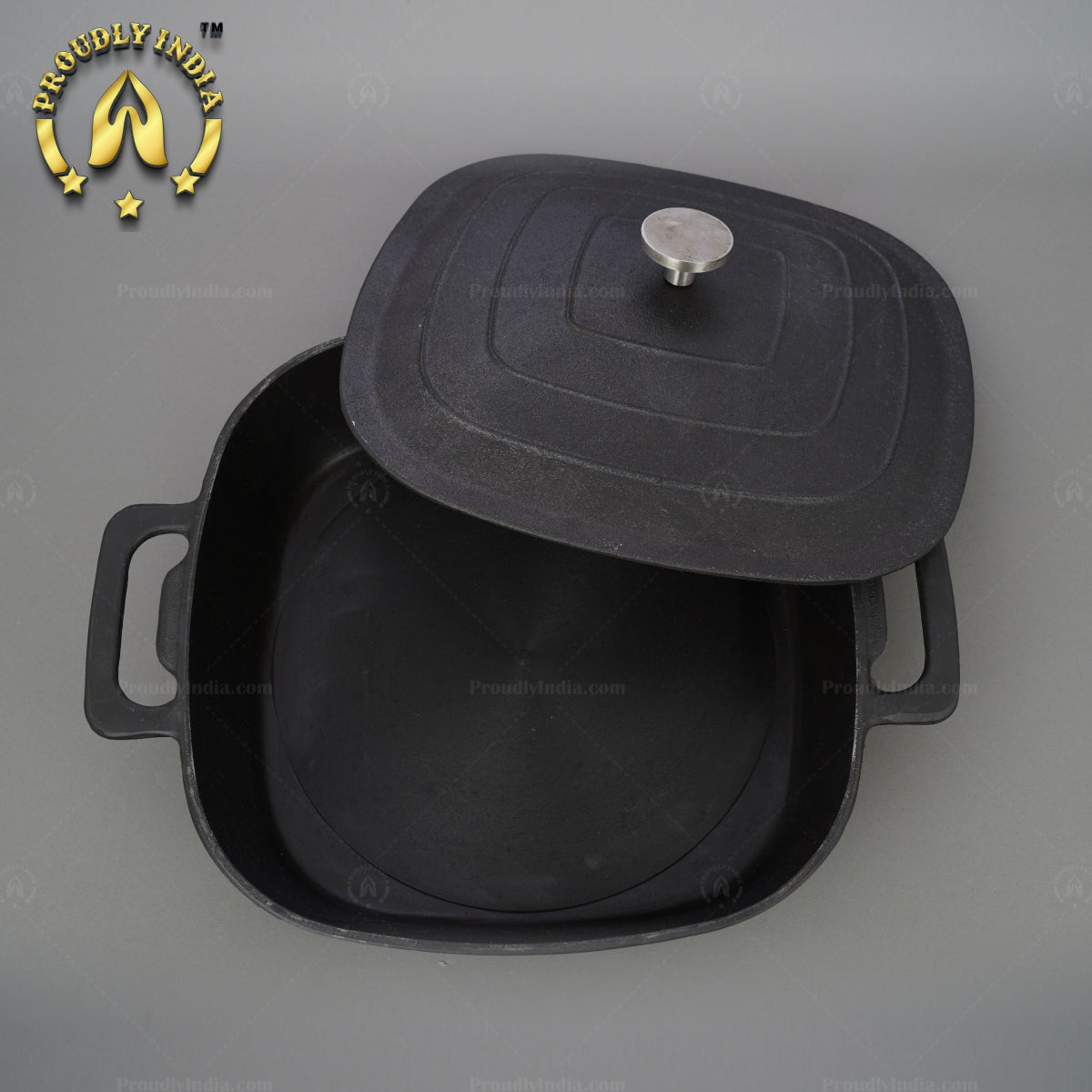 Cast Iron Square Casserole with lid