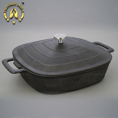 Cast Iron Square Casserole with lid