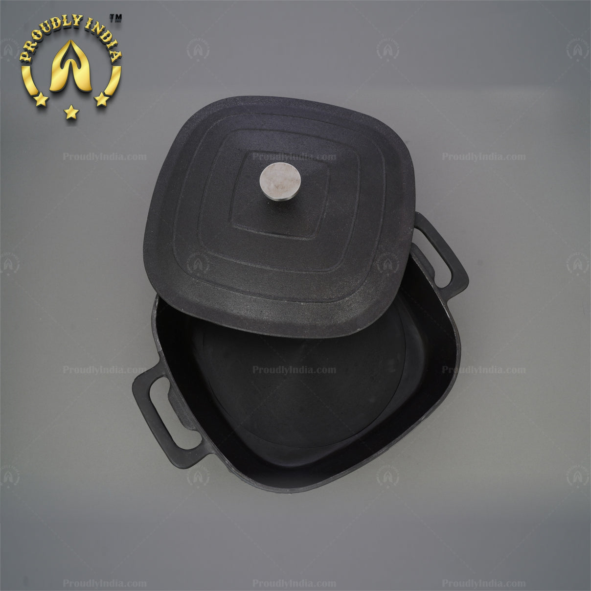 Cast Iron Square Casserole with lid