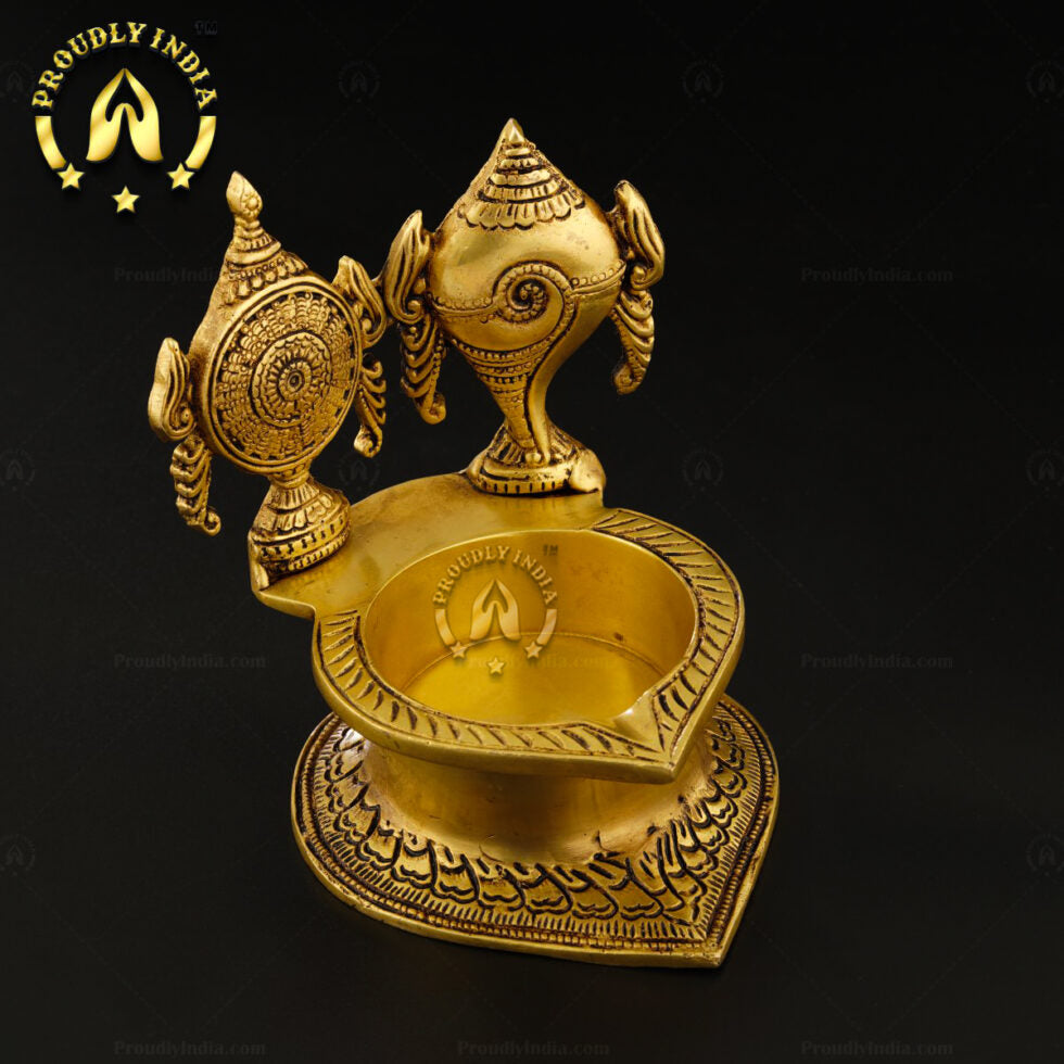Traditional High Quality Brass Sanghu Chakra Deepam,Table Diya