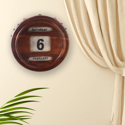 Solid Wood Old Style Manual Wall Calendar