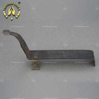 Pure Iron Coconut Scraper