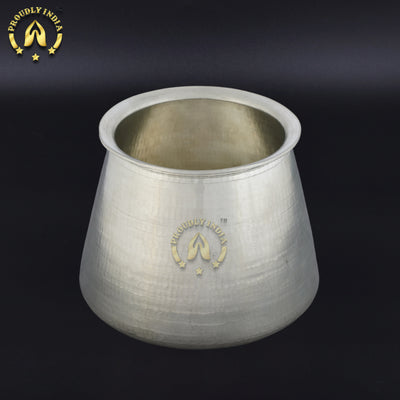 Eeya Chombu (TIN VESSEL)