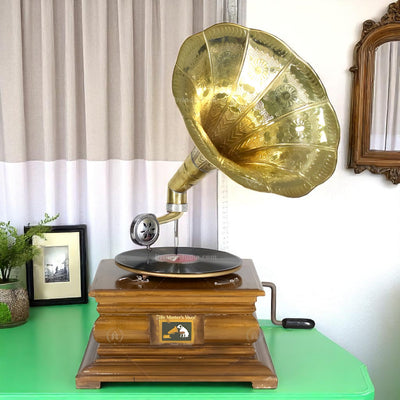 Retro Style Stepped Gramophone Polished Wood Base With Horn