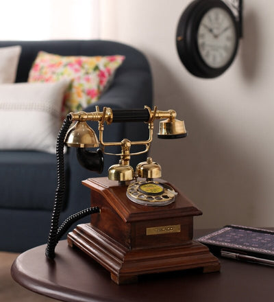 Retro Style Chicago Telephone