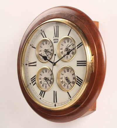 Vintage Style Wall Clock With 4 Embedded Small Clock