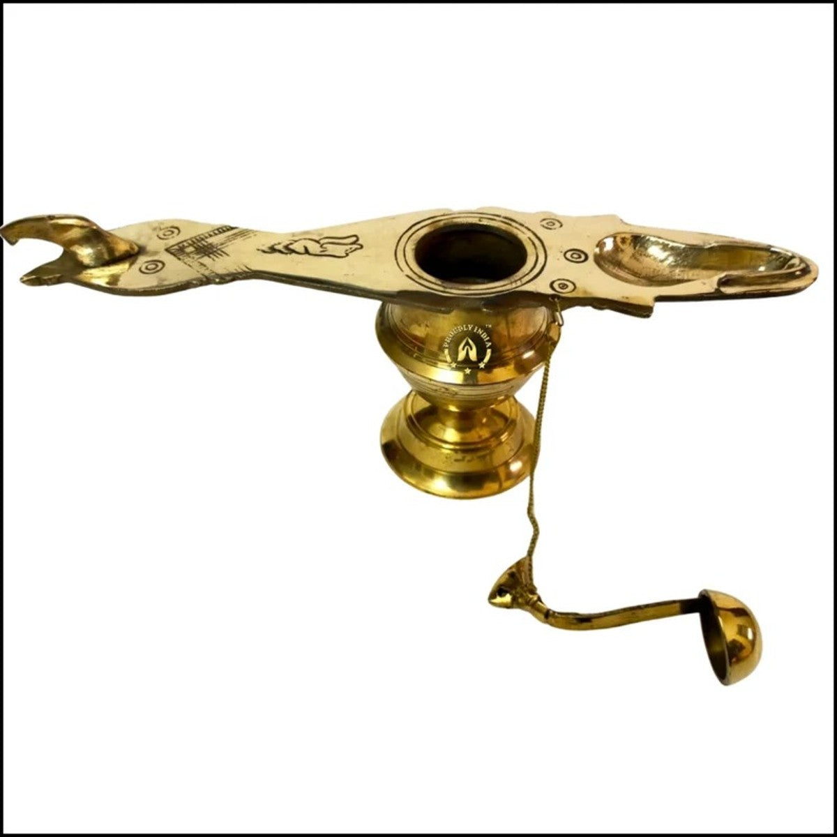 Ashtamangalya Oil Lamp Vilakku